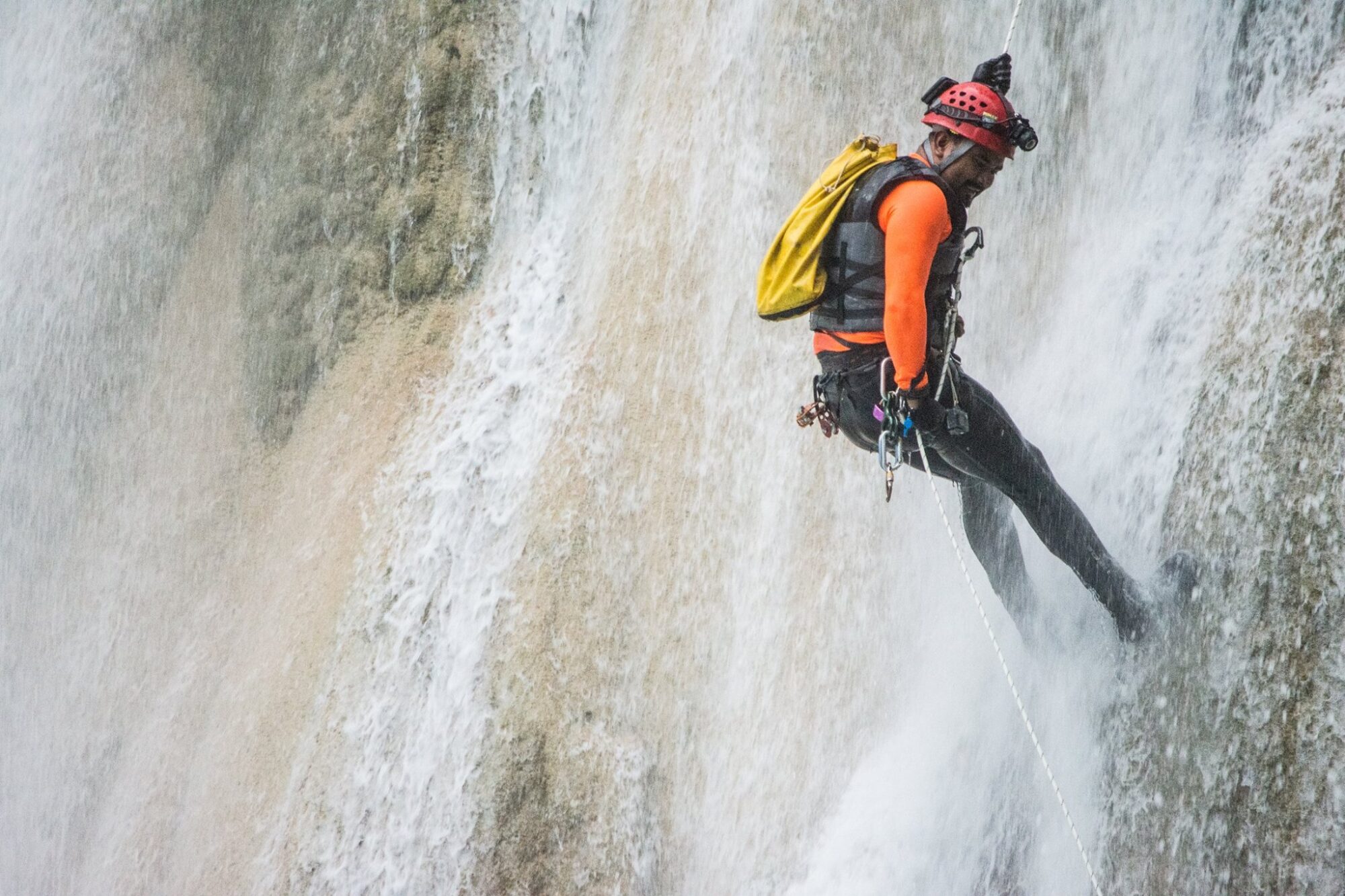 Rappel en cascadas Las 3 Tzimoleras Chiapas